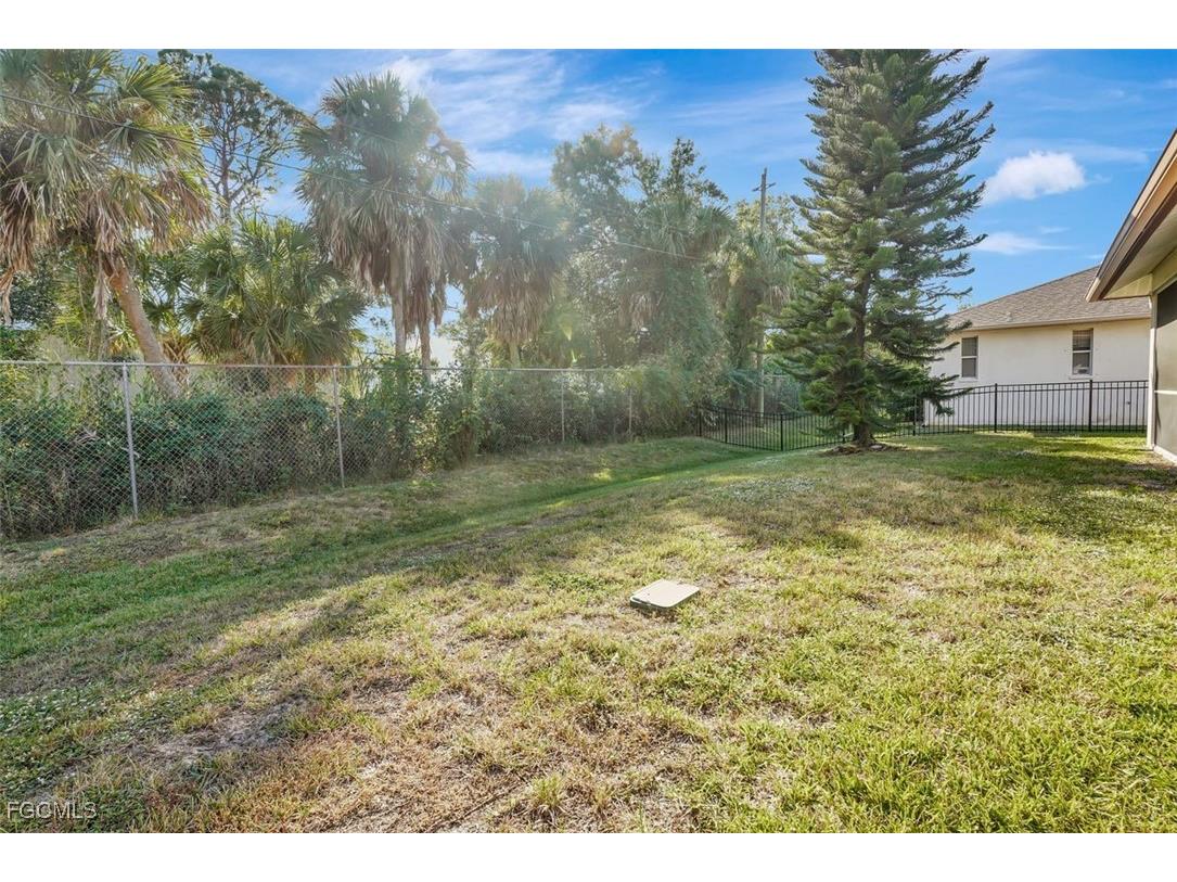 5794 Elizabeth Ann Way Fort Myers FL 33912 2025021177 image41