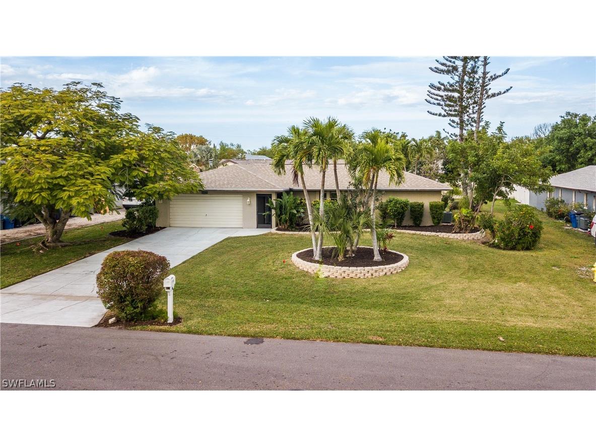 5794 Inverness Circle North Fort Myers FL 33903 223081962 image1