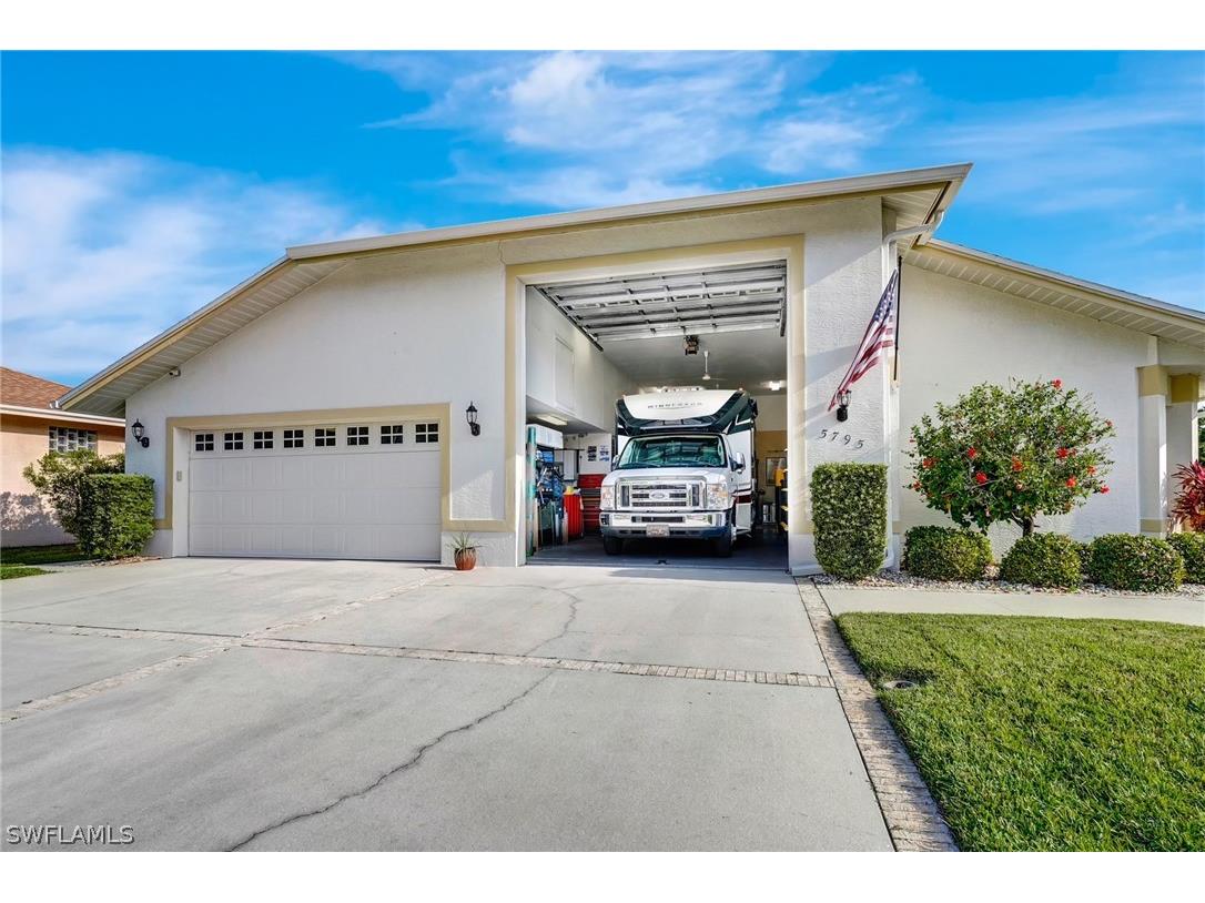 5795 Elizabeth Ann Way Fort Myers FL 33912 224032860 image1