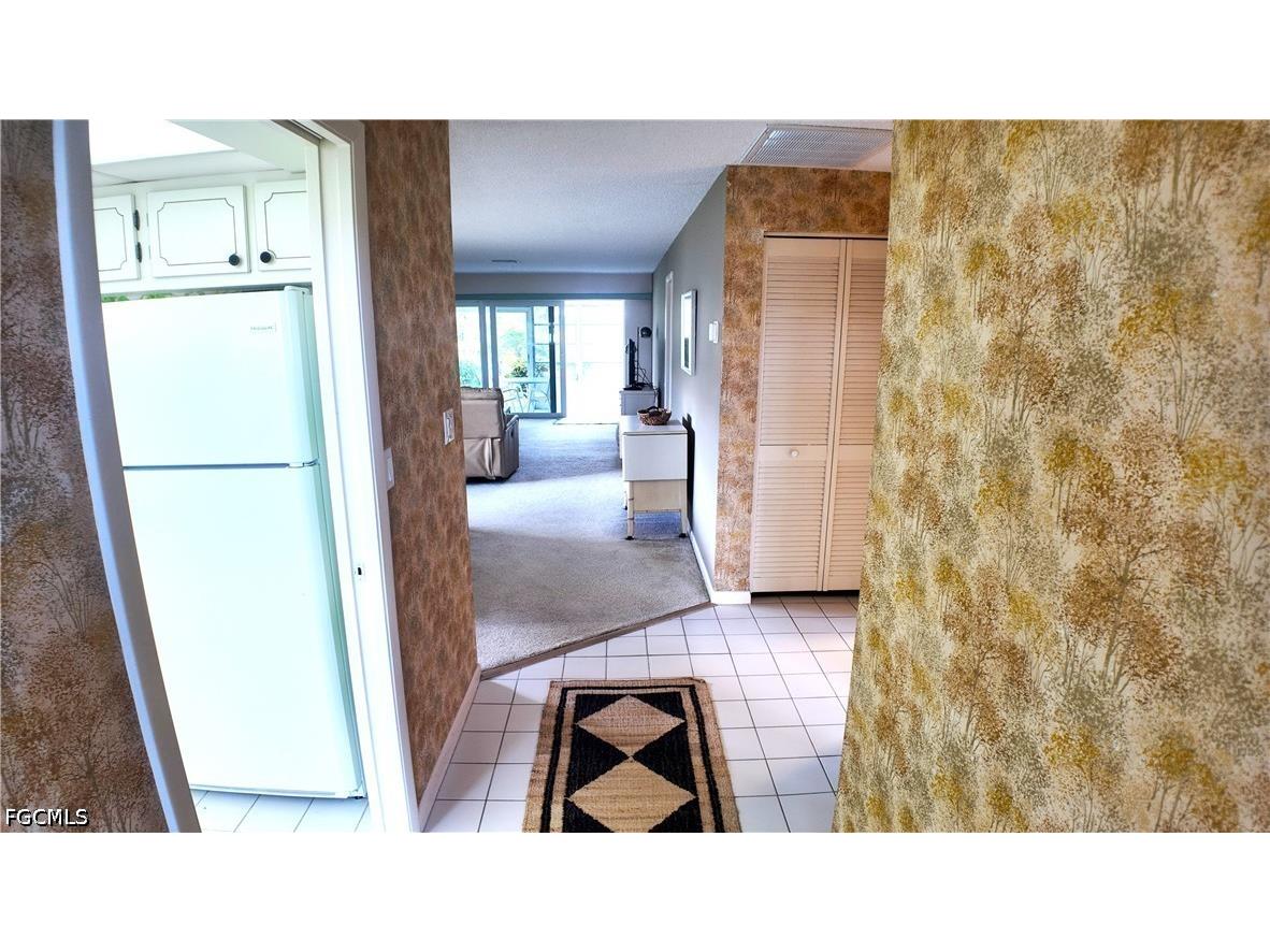58 Glades Boulevard #3 Naples FL 34112 2026018857 image2