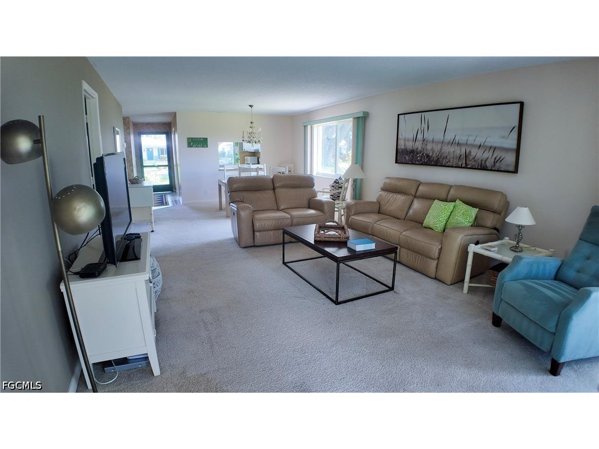 58 Glades Boulevard #3 Naples FL 34112 2026018857 image6