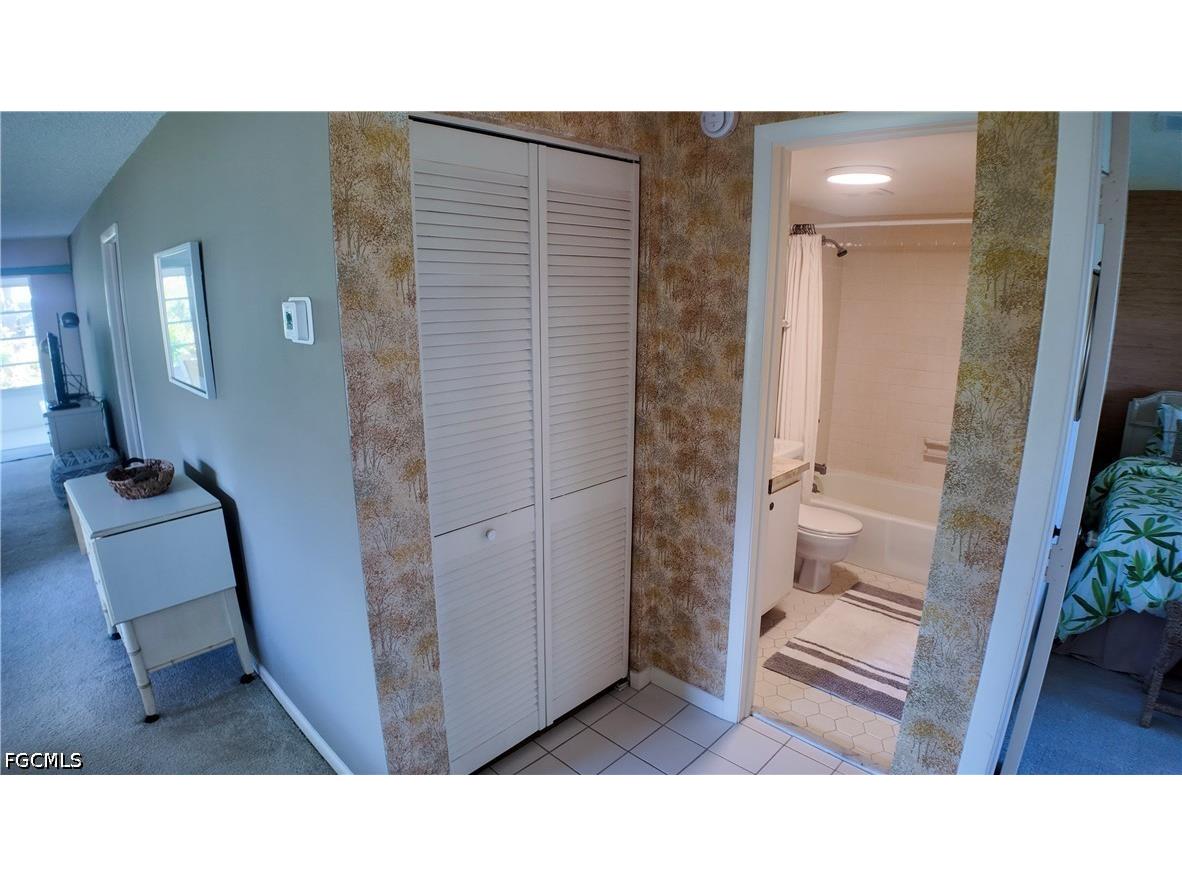 58 Glades Boulevard #3 Naples FL 34112 2026018857 image9