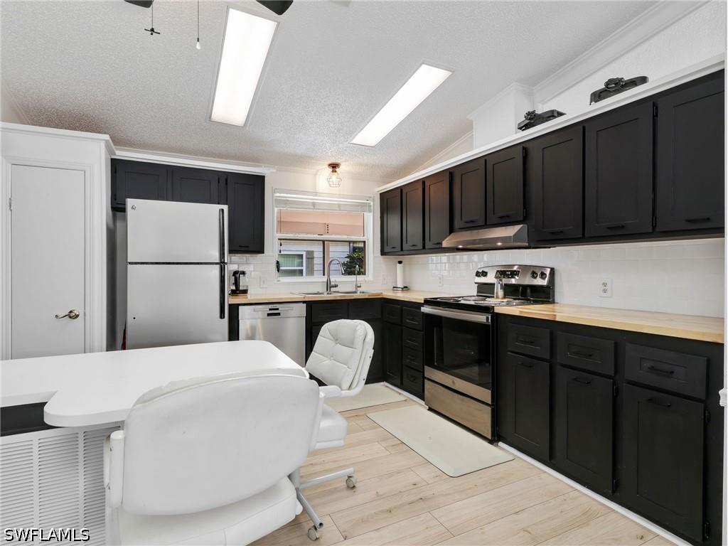 58 Oceans Boulevard #58 Naples FL 34104 226022917 image2