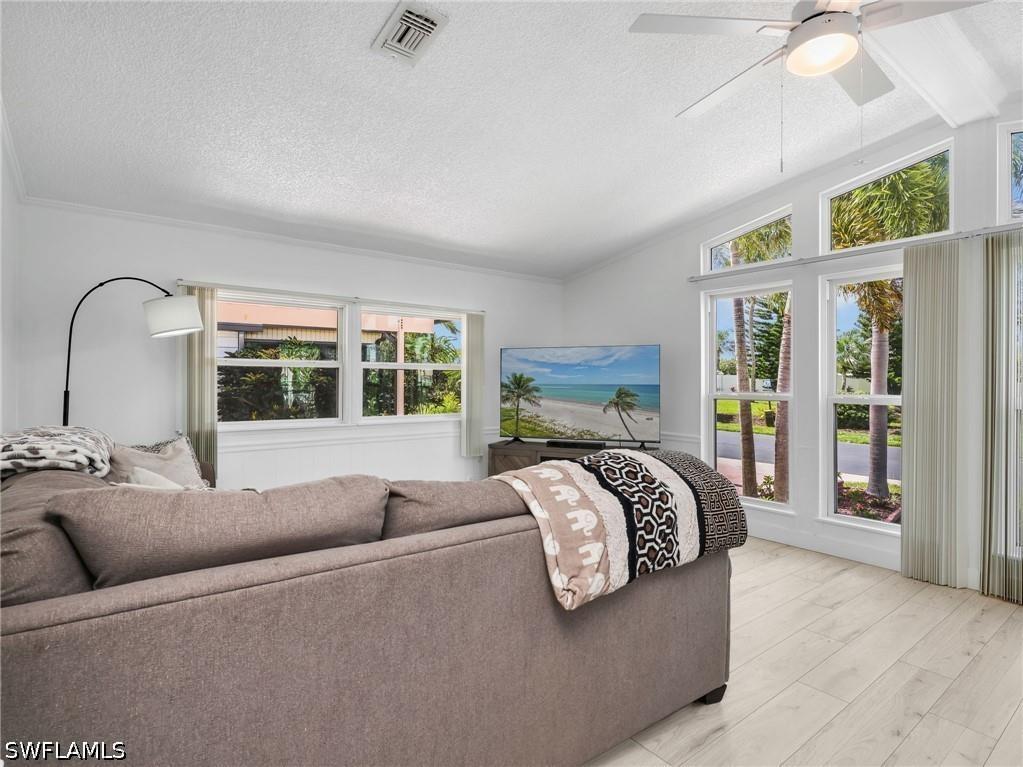 58 Oceans Boulevard #58 Naples FL 34104 226022917 image5
