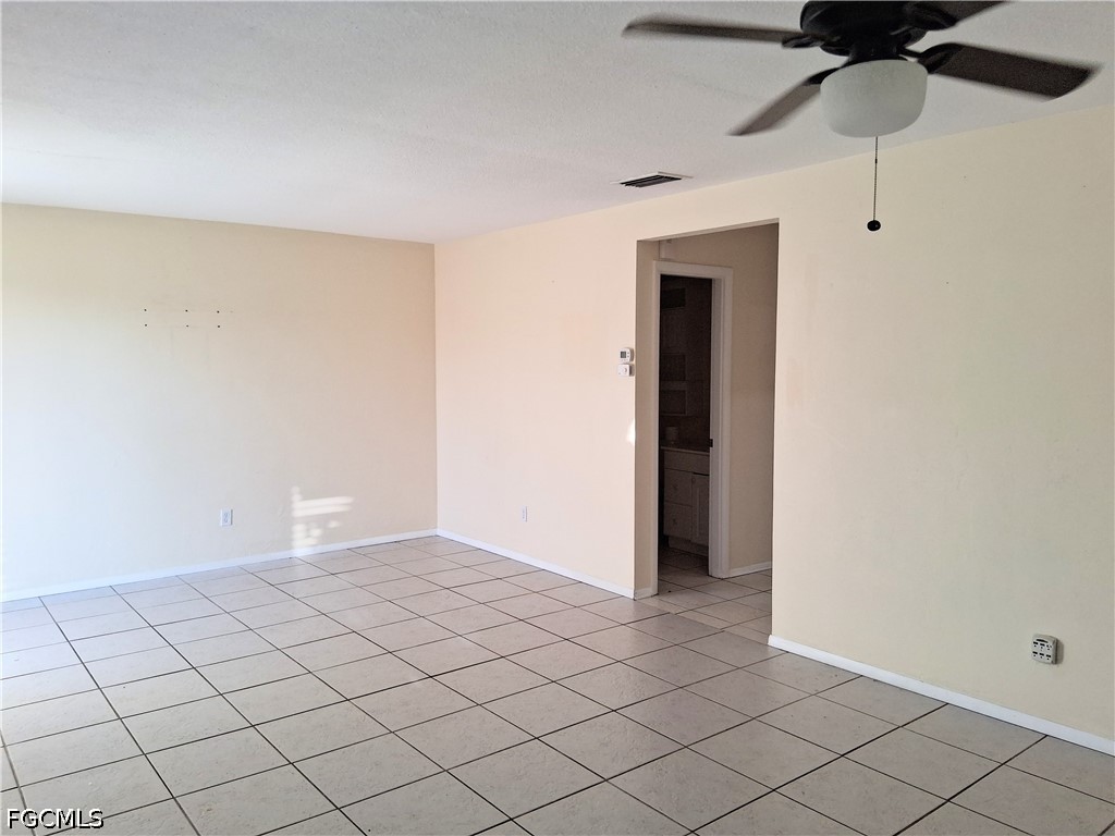58 Tangerine Court Lehigh Acres FL 33936 2026018363 image4