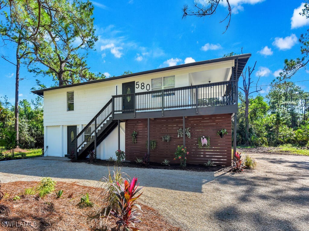 580 7th Street SW Naples FL 34117 225064549 image1