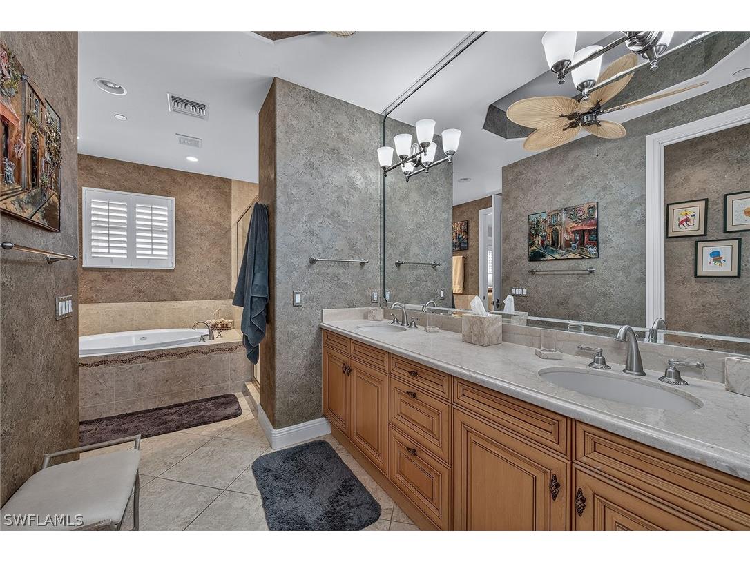580 Avellino Isles Circle #201 Naples FL 34119 226011752 image15