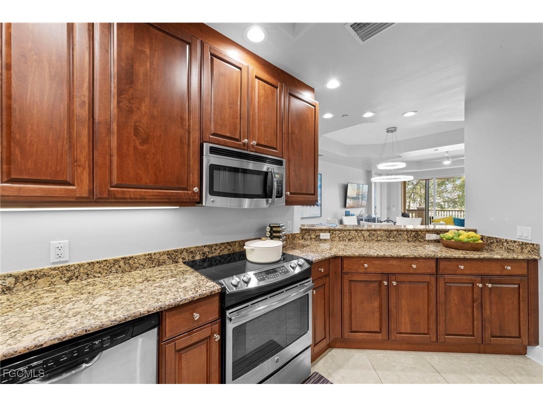 580 El Camino Real #3202 Naples FL 34119 2025019096 image18