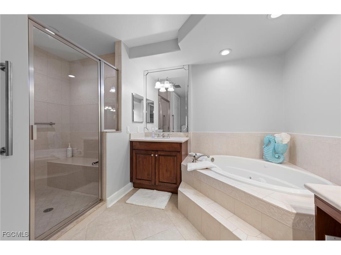 580 El Camino Real #3202 Naples FL 34119 2025019096 image23