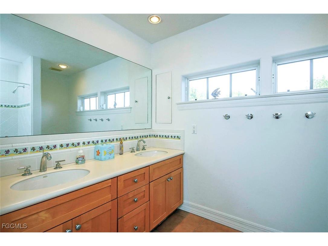 580 Sea Oats Drive Sanibel FL 33957 2026001718 image30