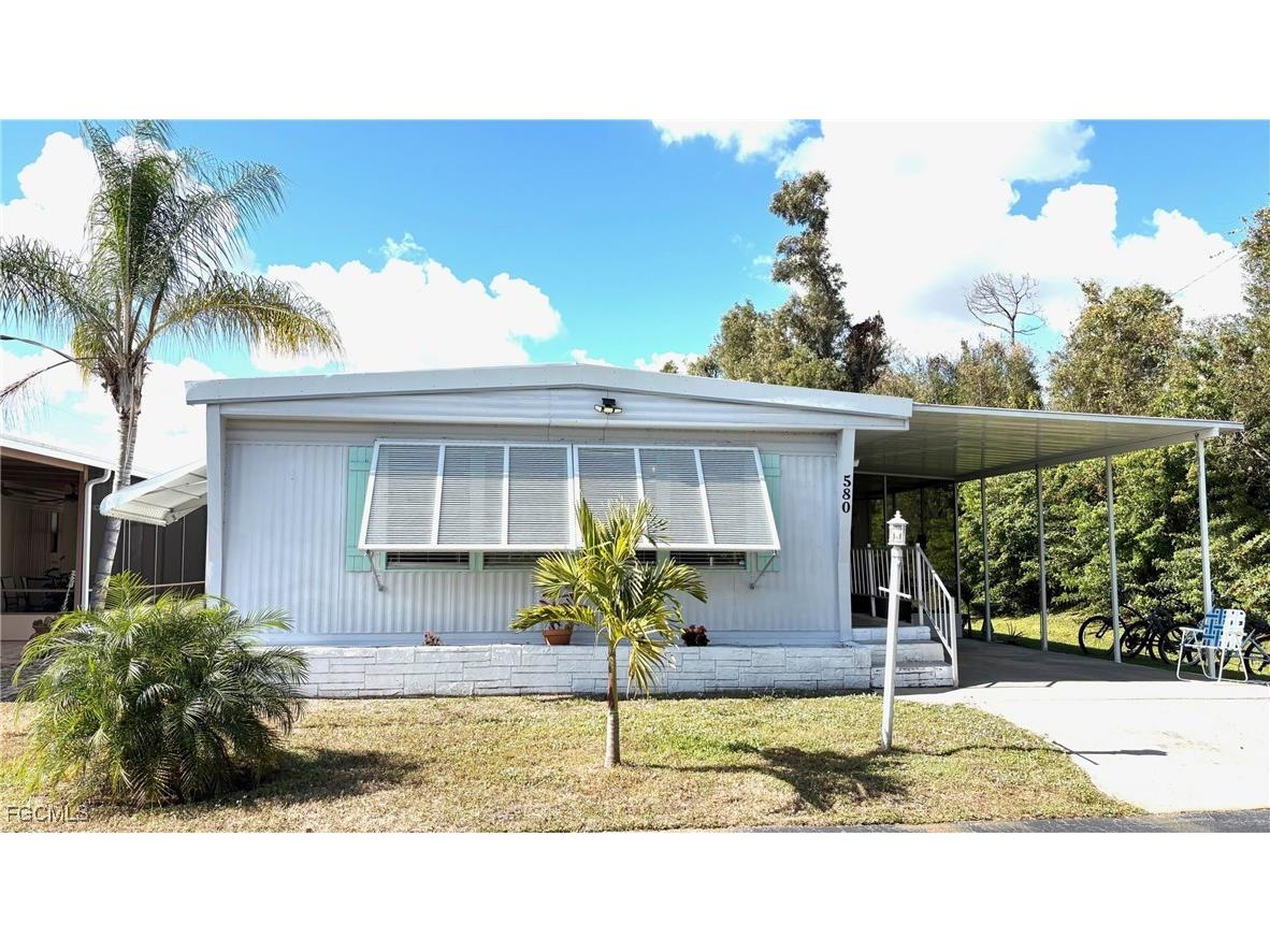 580 Winning Way North Fort Myers FL 33917 2026001548 image3
