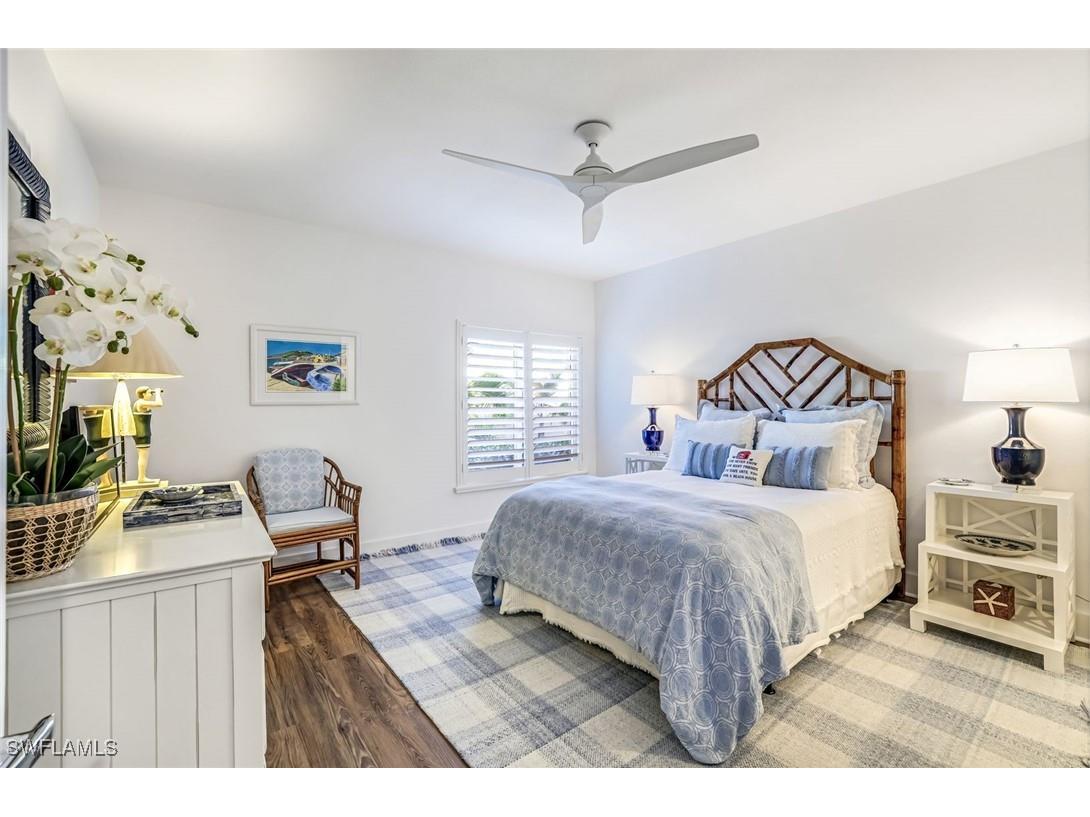 5801 Glencove Drive #502 Naples FL 34108 226005550 image13