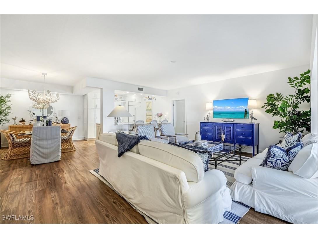 5801 Glencove Drive #502 Naples FL 34108 226005550 image2