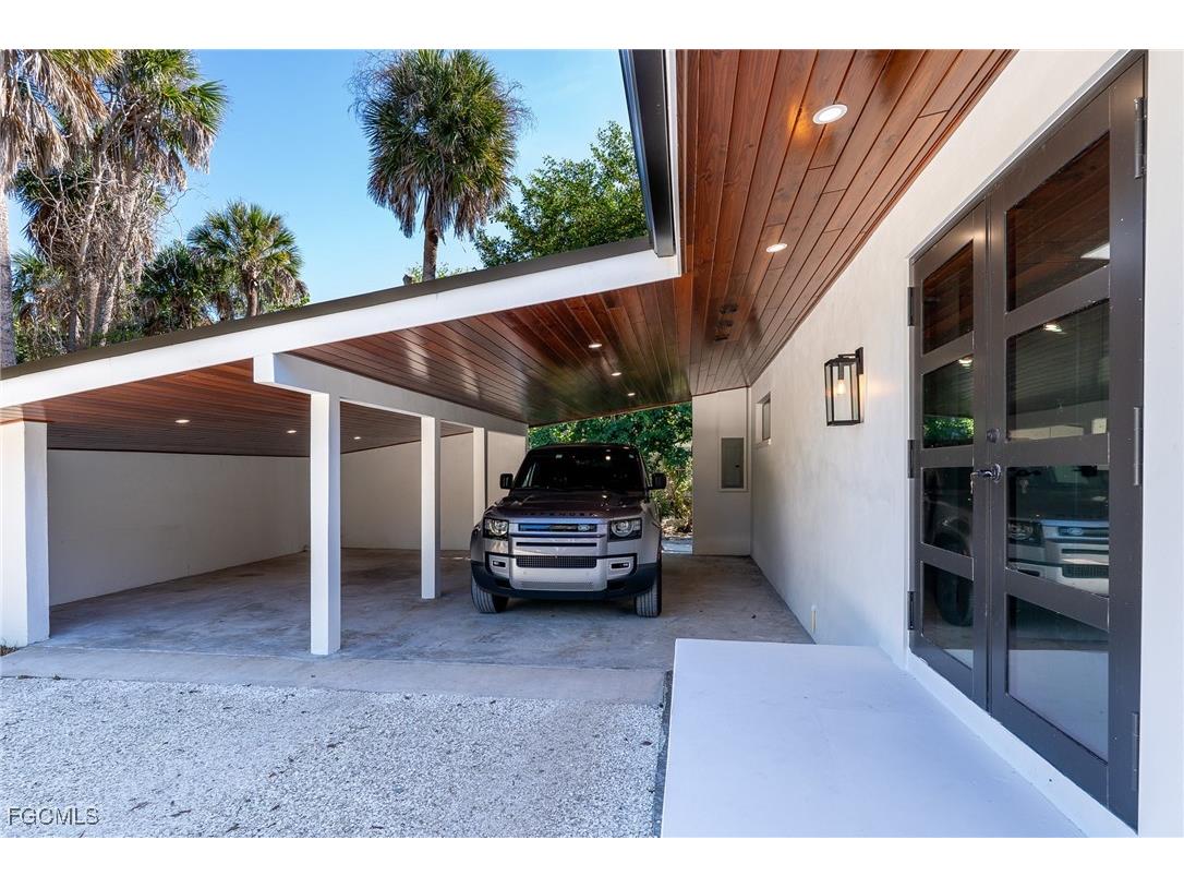 5801 Sanibel Captiva Road Sanibel FL 33957 2025023759 image12