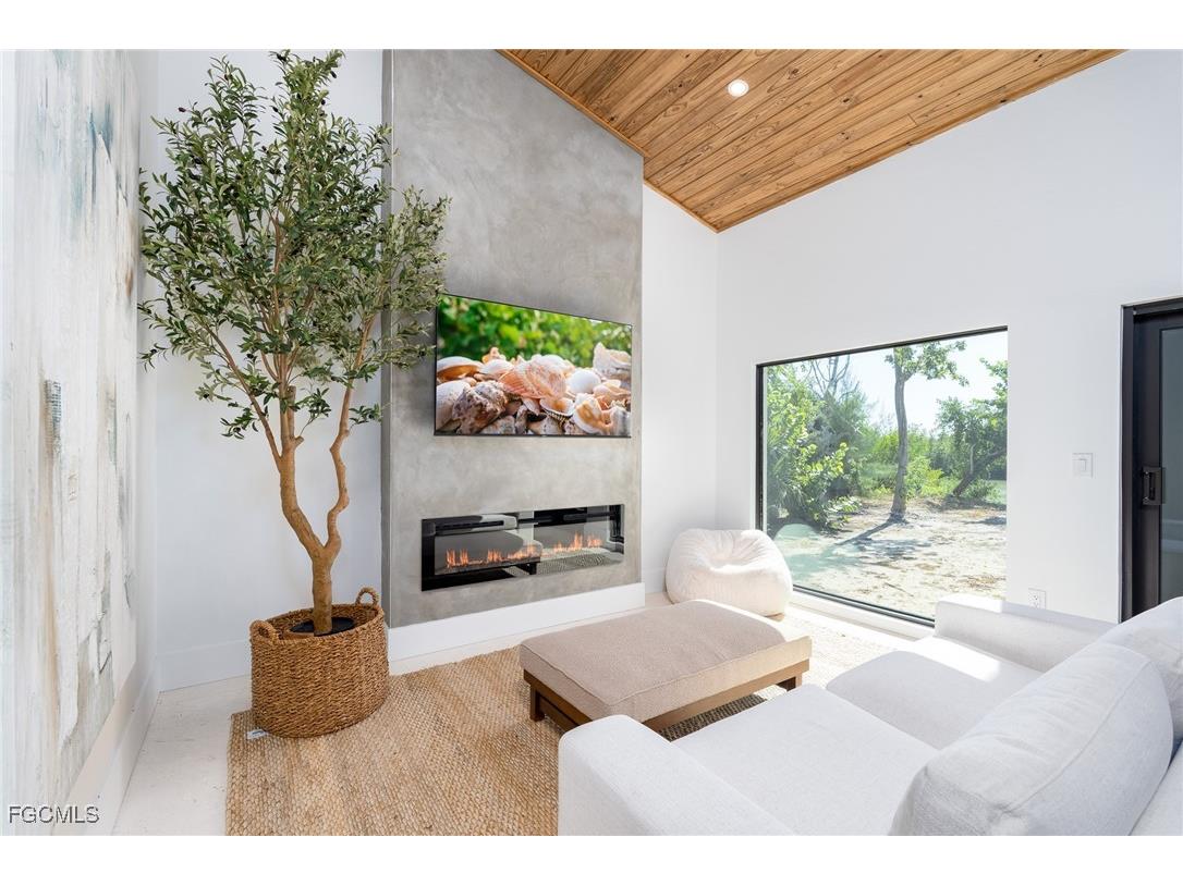 5801 Sanibel Captiva Road Sanibel FL 33957 2025023759 image16