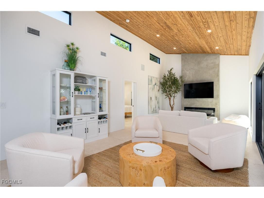 5801 Sanibel Captiva Road Sanibel FL 33957 2025023759 image18