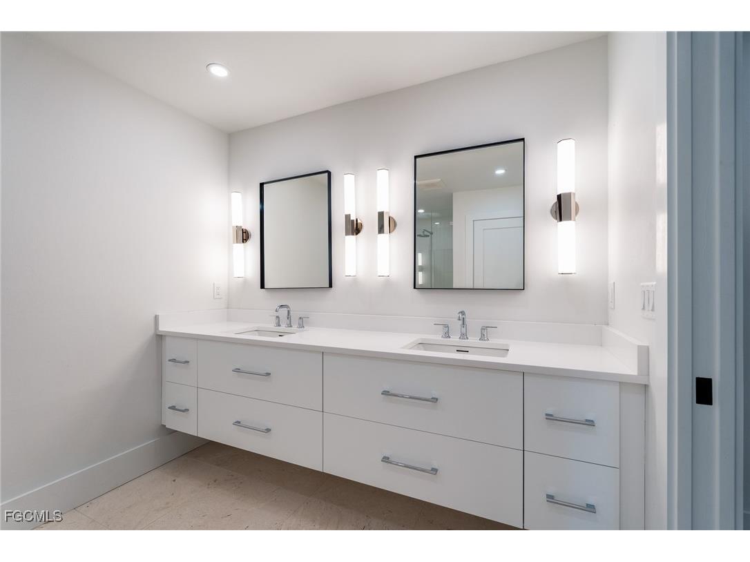 5801 Sanibel Captiva Road Sanibel FL 33957 2025023759 image26