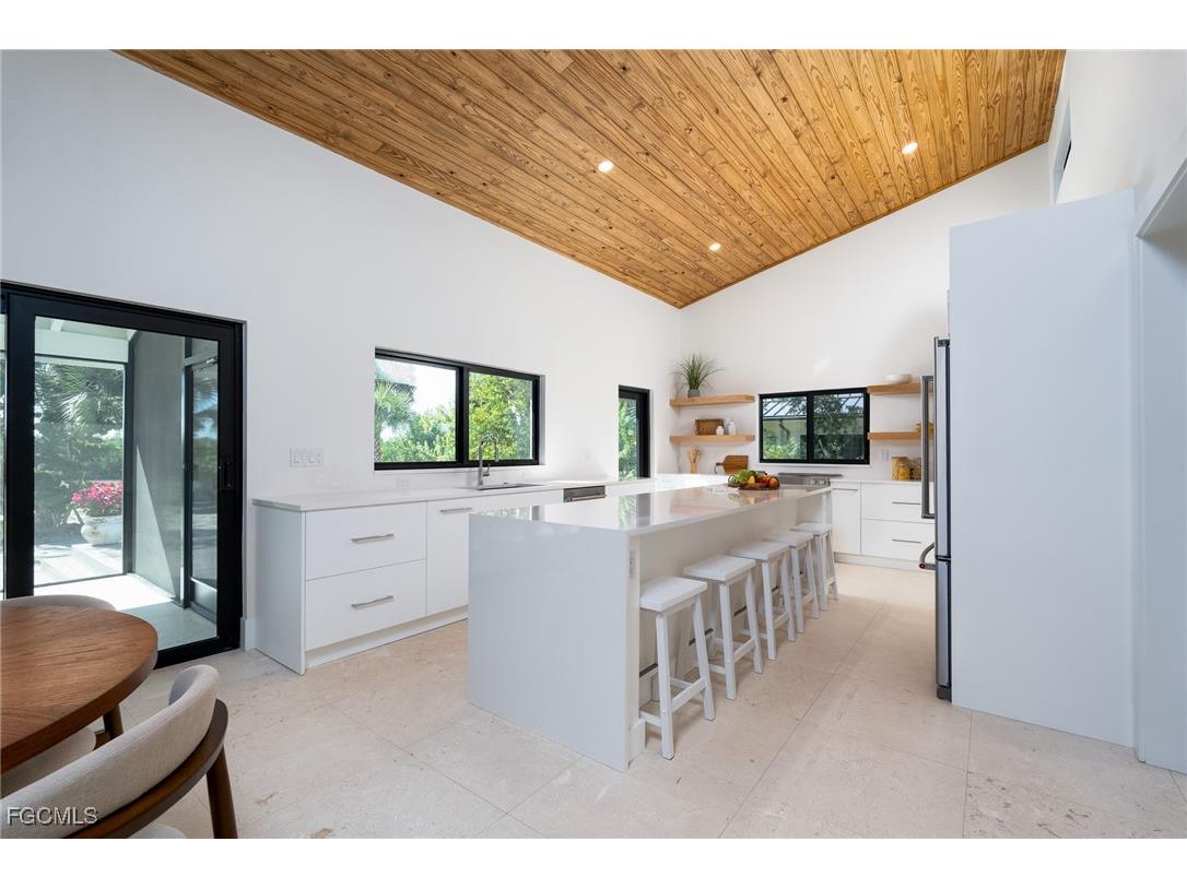 5801 Sanibel Captiva Road Sanibel FL 33957 2025023759 image32