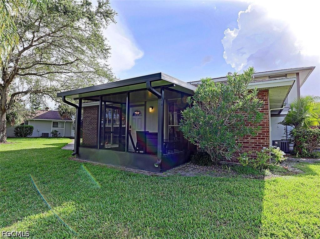 5804 Newfoundland Circle #1 Fort Myers FL 33907 2026031652 image2