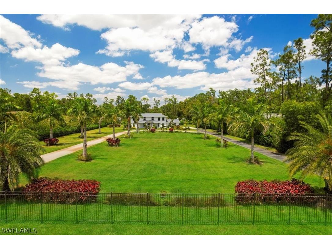 5805 Bur Oaks Lane Naples FL 34119 224035282 image1