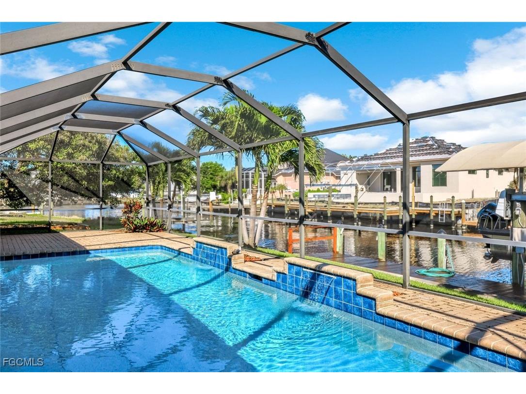 5805 SW 1st Place Cape Coral FL 33914 2025019247 image1