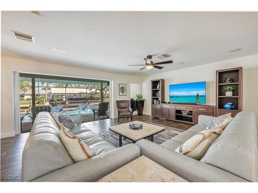 5805 SW 1st Place Cape Coral FL 33914 2025019247 image12