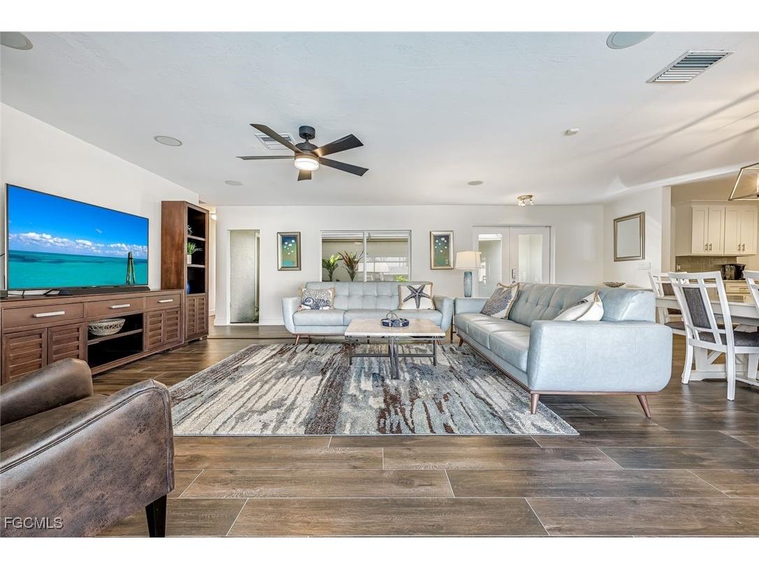 5805 SW 1st Place Cape Coral FL 33914 2025019247 image13