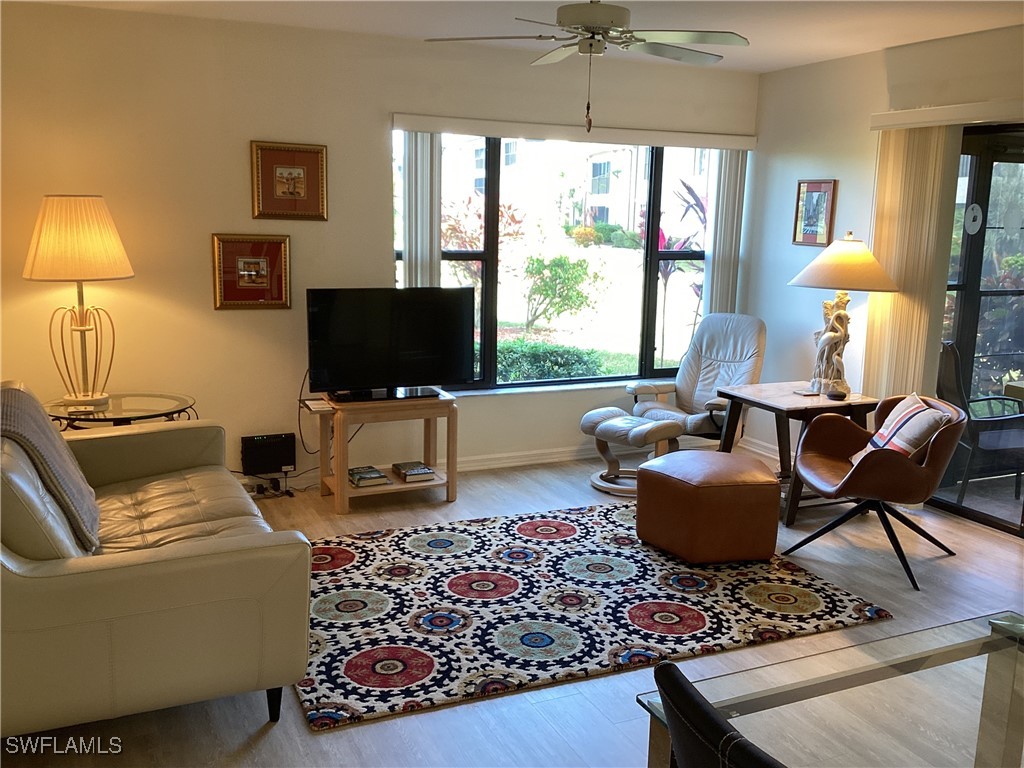 5805 Trailwinds Drive #316 Fort Myers FL 33907 224100197 image1