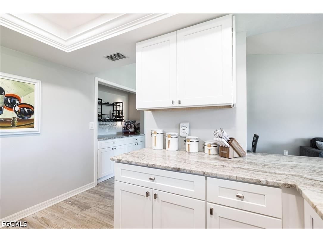 5805 Trailwinds Drive #326 Fort Myers FL 33907 2026019974 image11