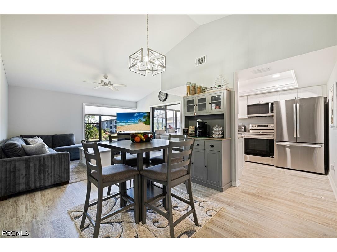 5805 Trailwinds Drive #326 Fort Myers FL 33907 2026019974 image12