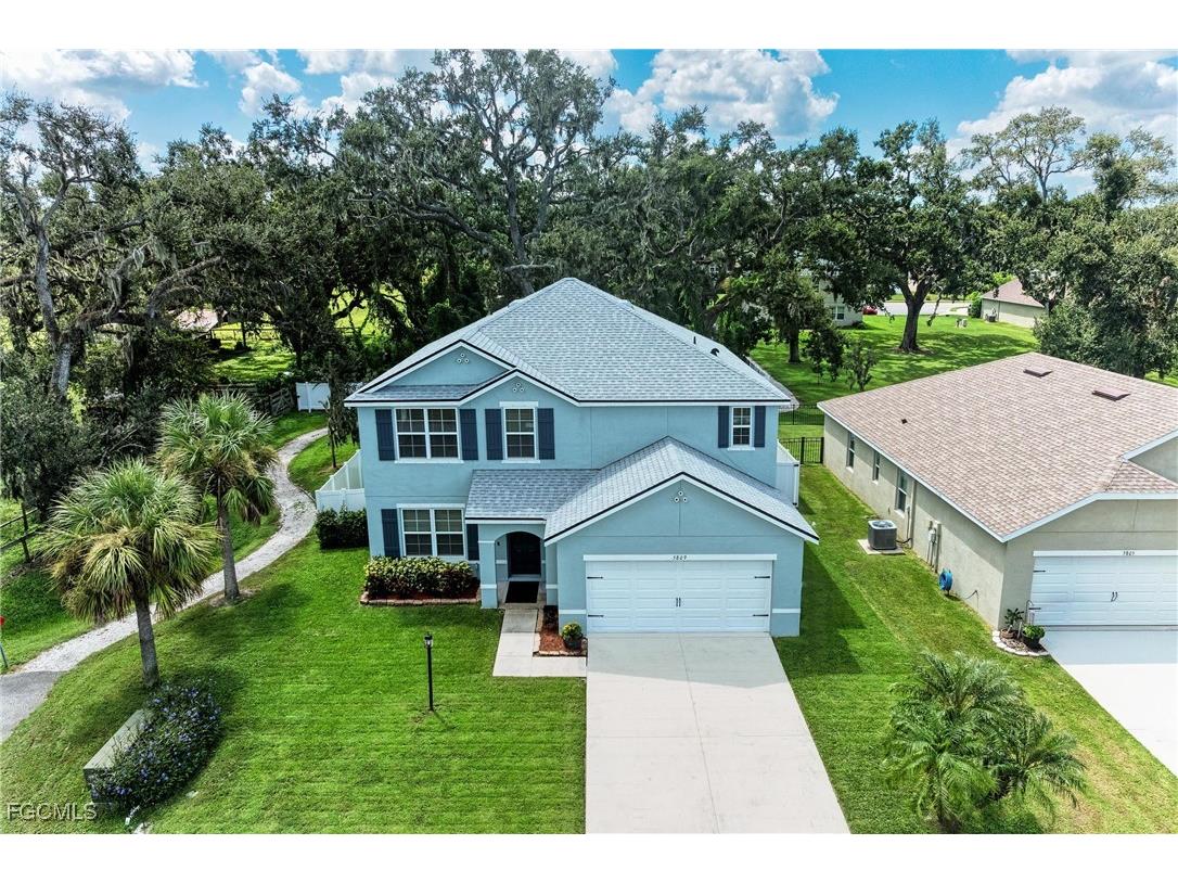 5809 71st Street E Palmetto FL 34221 2025011051 image1