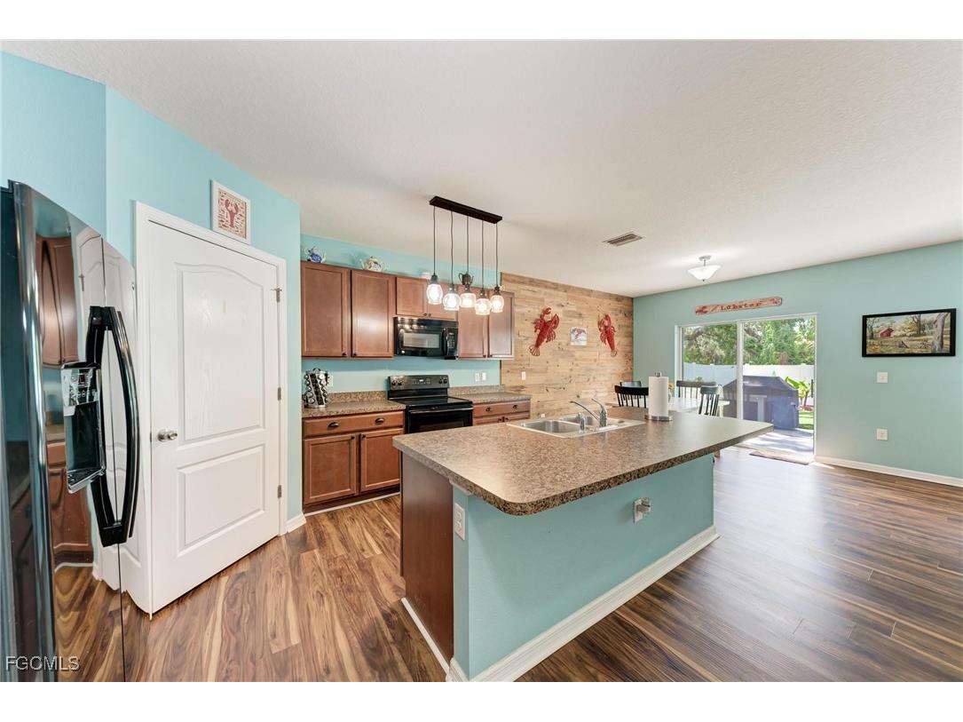 5809 71st Street E Palmetto FL 34221 2025011051 image10