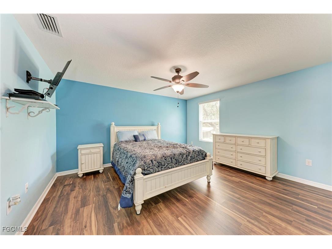 5809 71st Street E Palmetto FL 34221 2025011051 image24