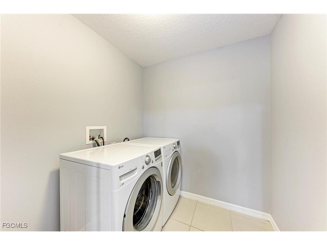 5809 71st Street E Palmetto FL 34221 2025011051 image32