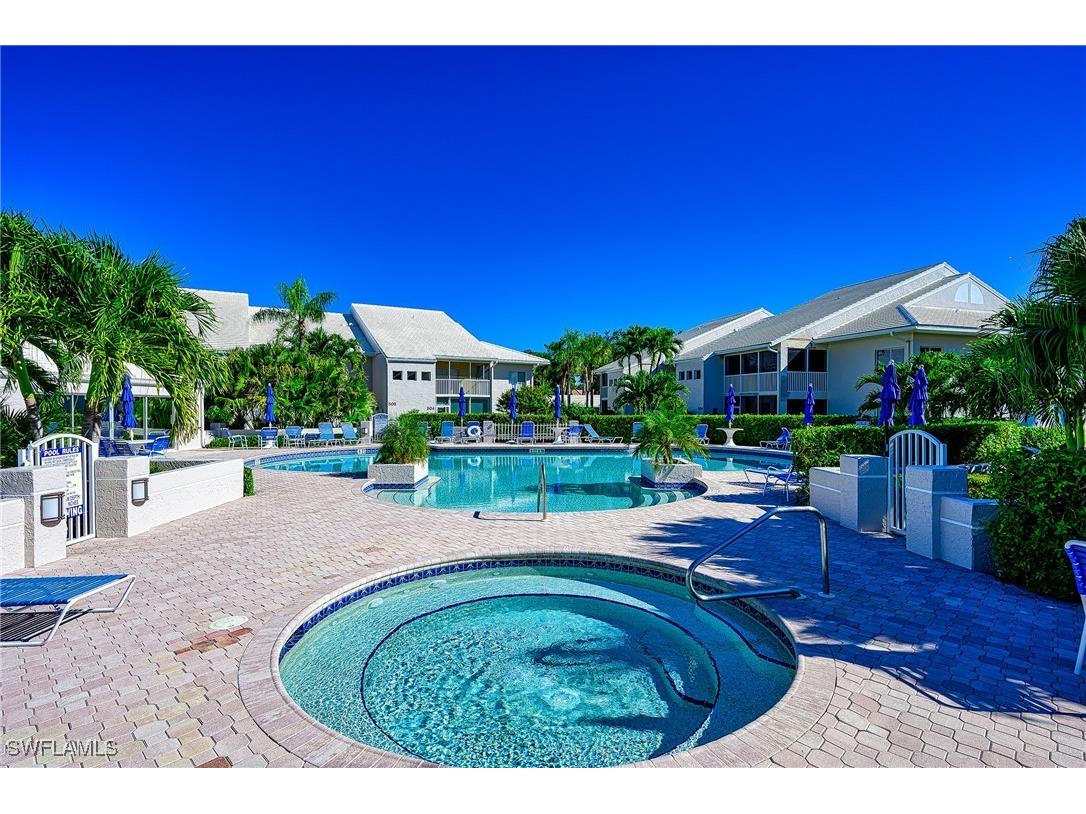 5809 Glencove Drive #902 Naples FL 34108 225059843 image17