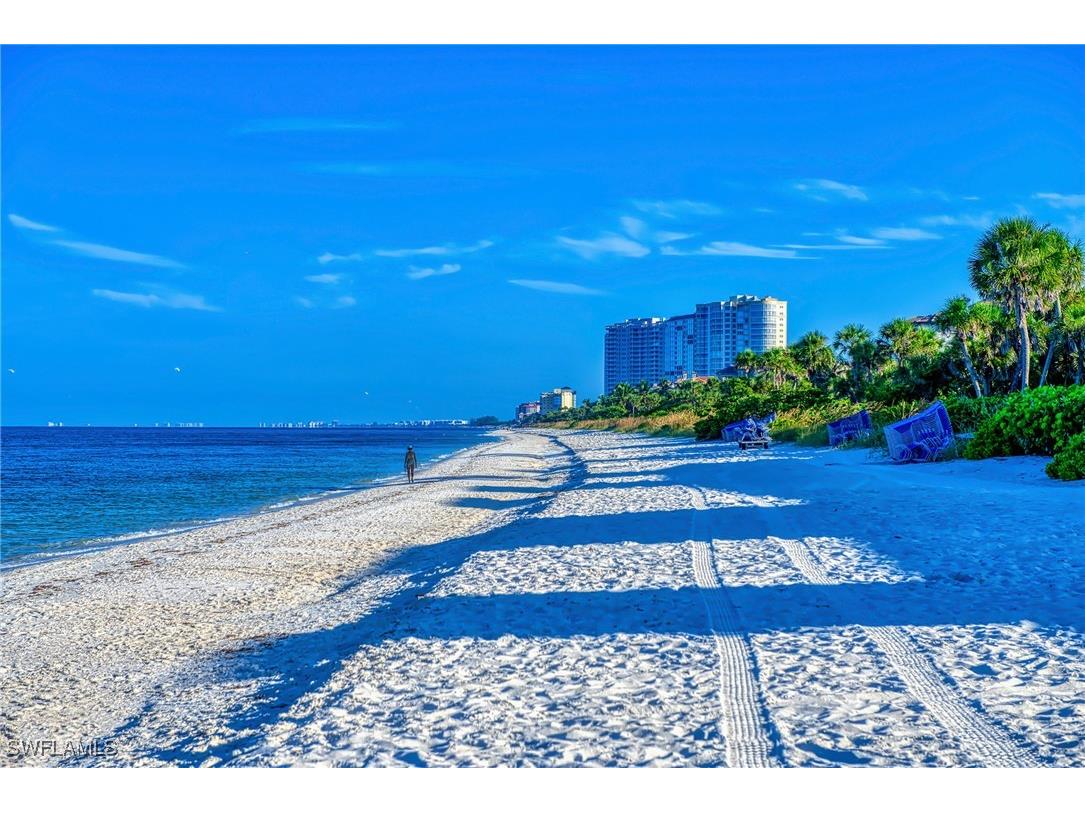 5809 Glencove Drive #902 Naples FL 34108 225059843 image19