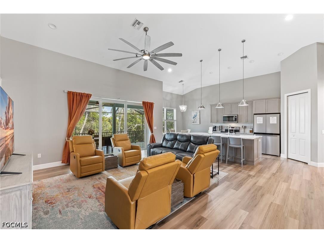 5809 Lauder Street Fort Myers Beach FL 33931 2026019331 image4