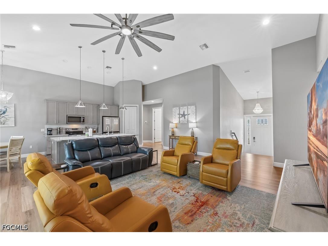 5809 Lauder Street Fort Myers Beach FL 33931 2026019331 image7