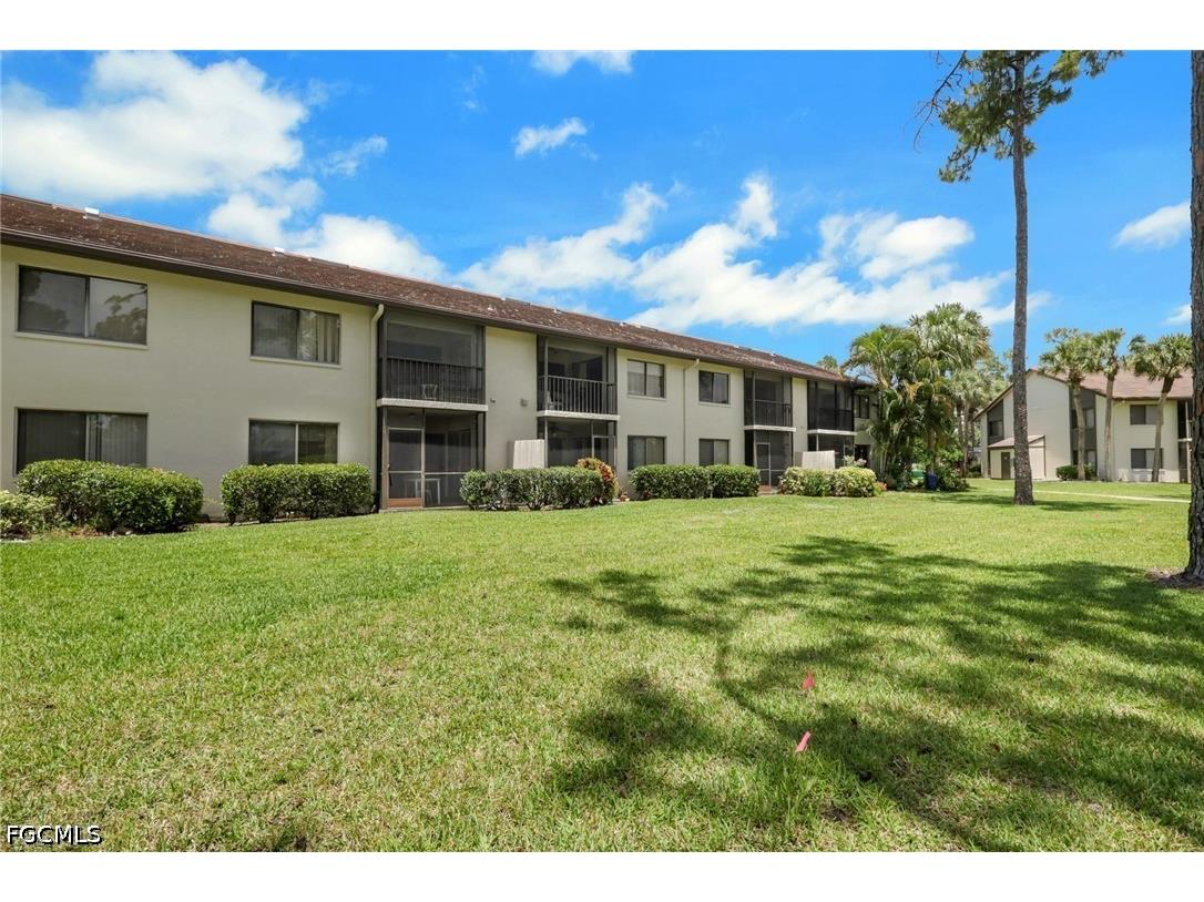 5809 Rattlesnake Hammock Road #104 Naples FL 34108 2026019798 image25
