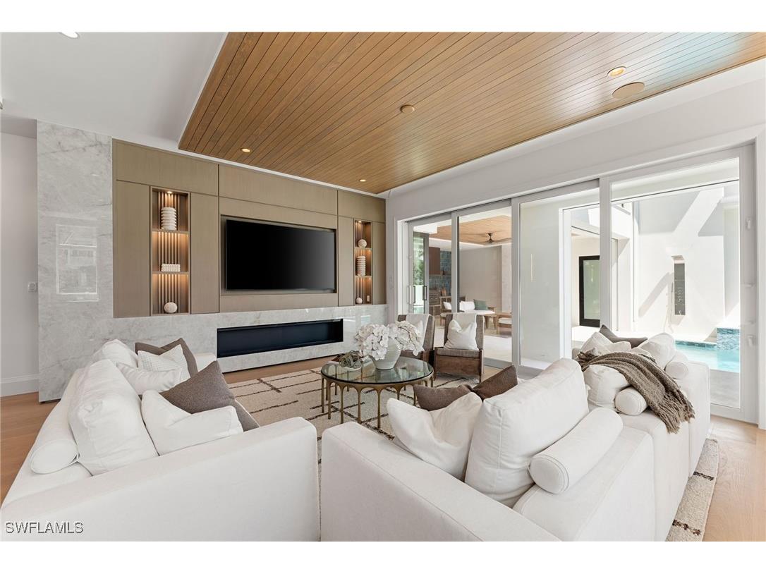 581 14th Avenue S Naples FL 34102 225056392 image12