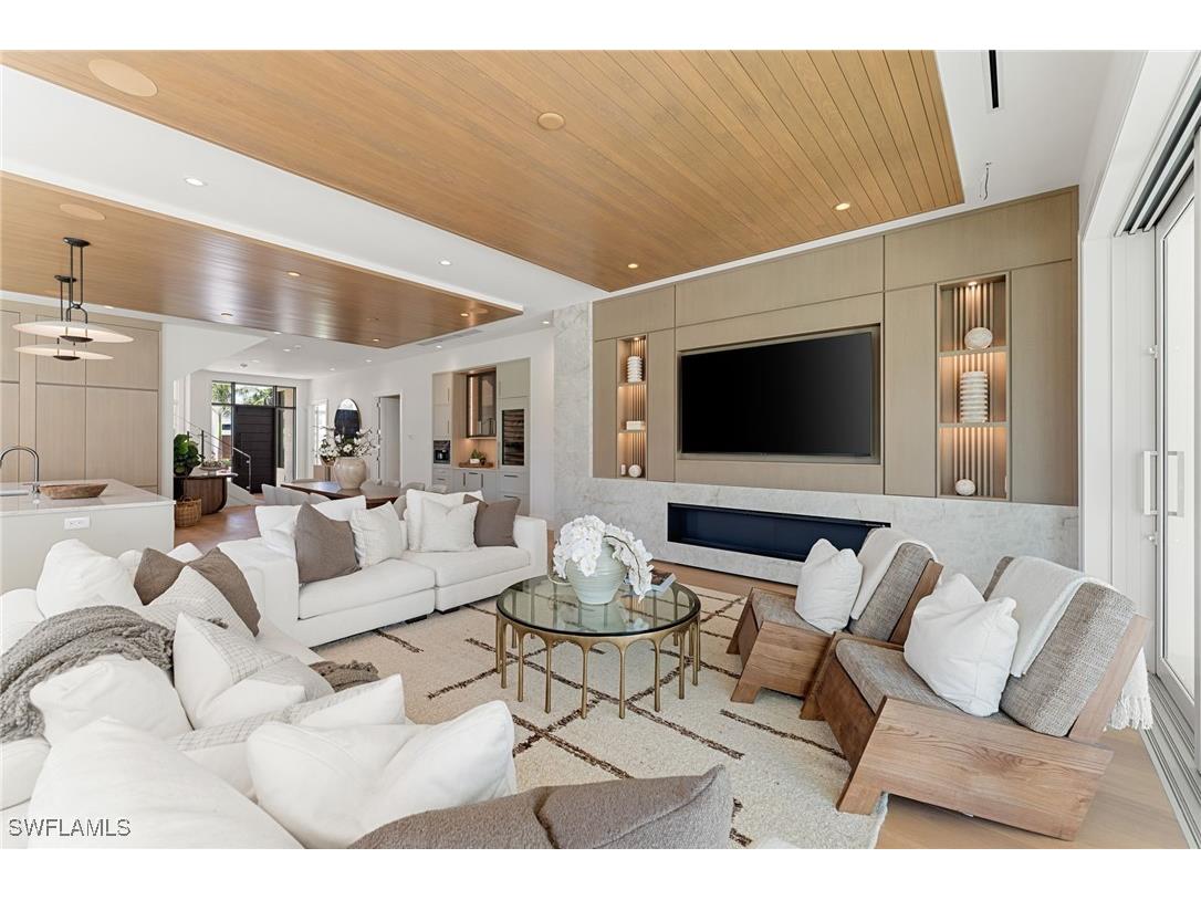 581 14th Avenue S Naples FL 34102 225056392 image14