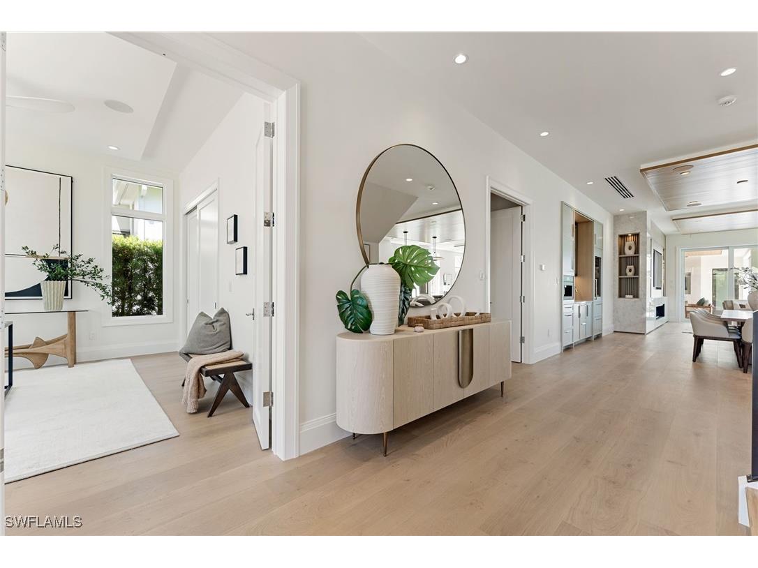 581 14th Avenue S Naples FL 34102 225056392 image24