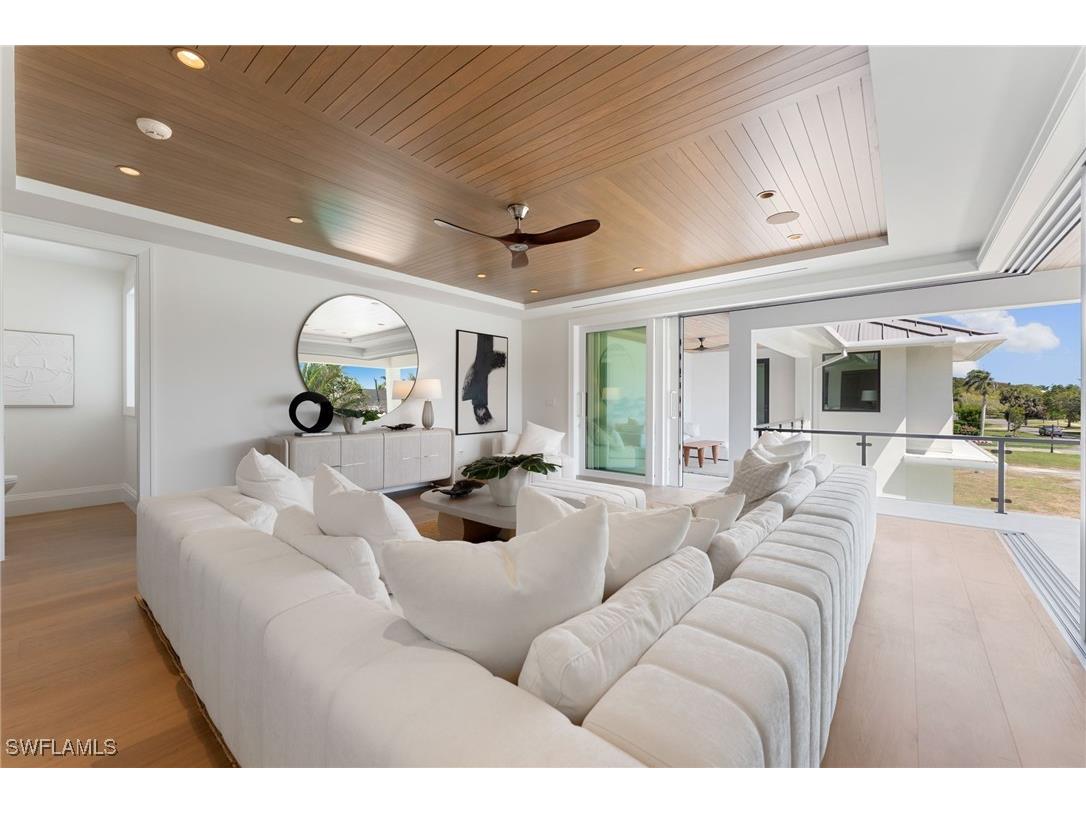 581 14th Avenue S Naples FL 34102 225056392 image36