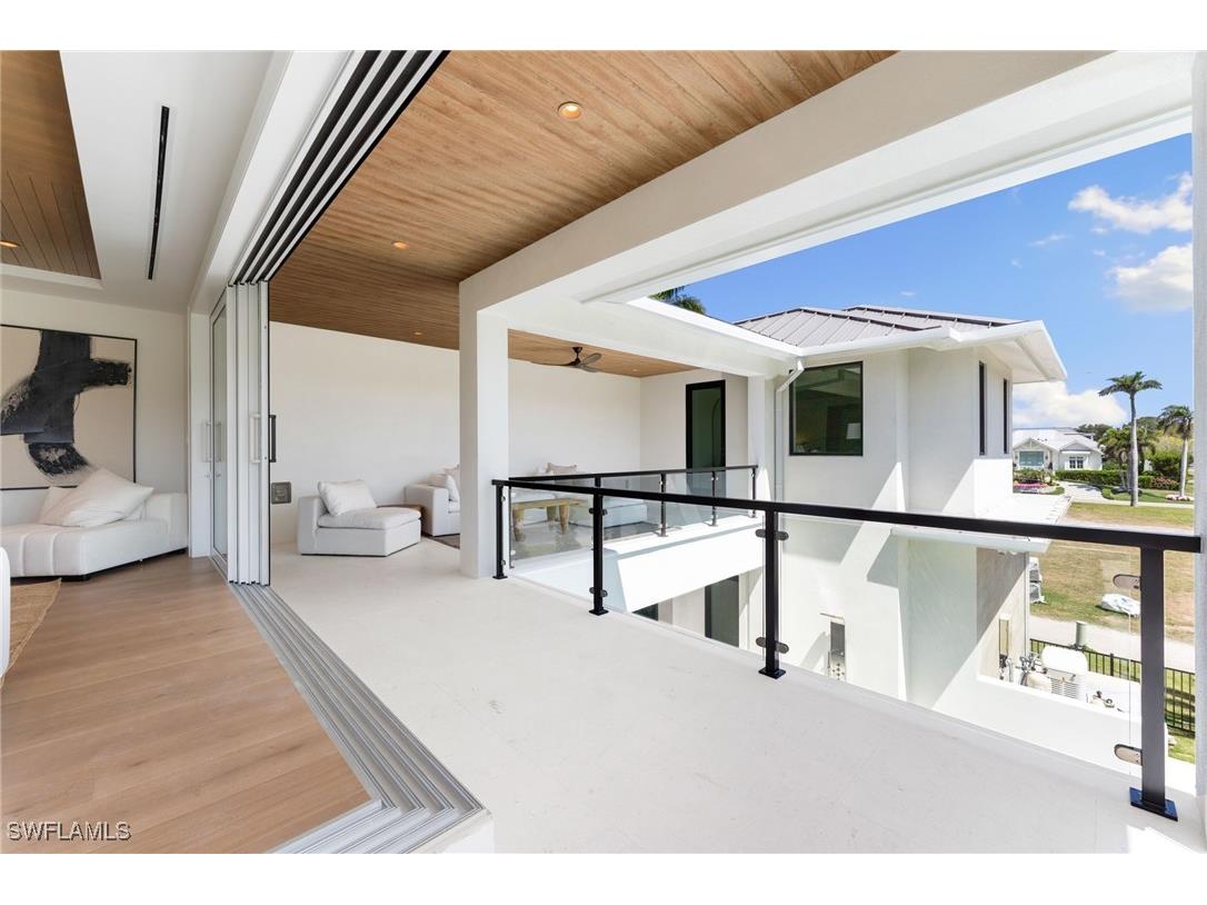 581 14th Avenue S Naples FL 34102 225056392 image37