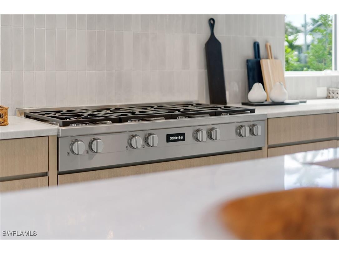 581 14th Avenue S Naples FL 34102 225056392 image46