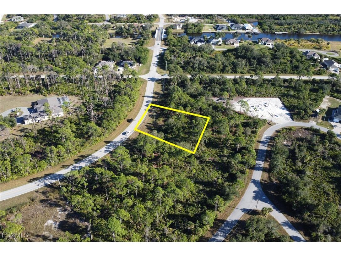 581 Biscayne Drive Port Charlotte FL 33953 2025025175 image4