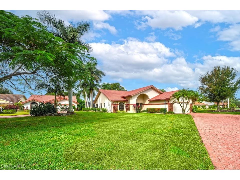 581 Country Walk Court Naples FL 34104 226005867 image26