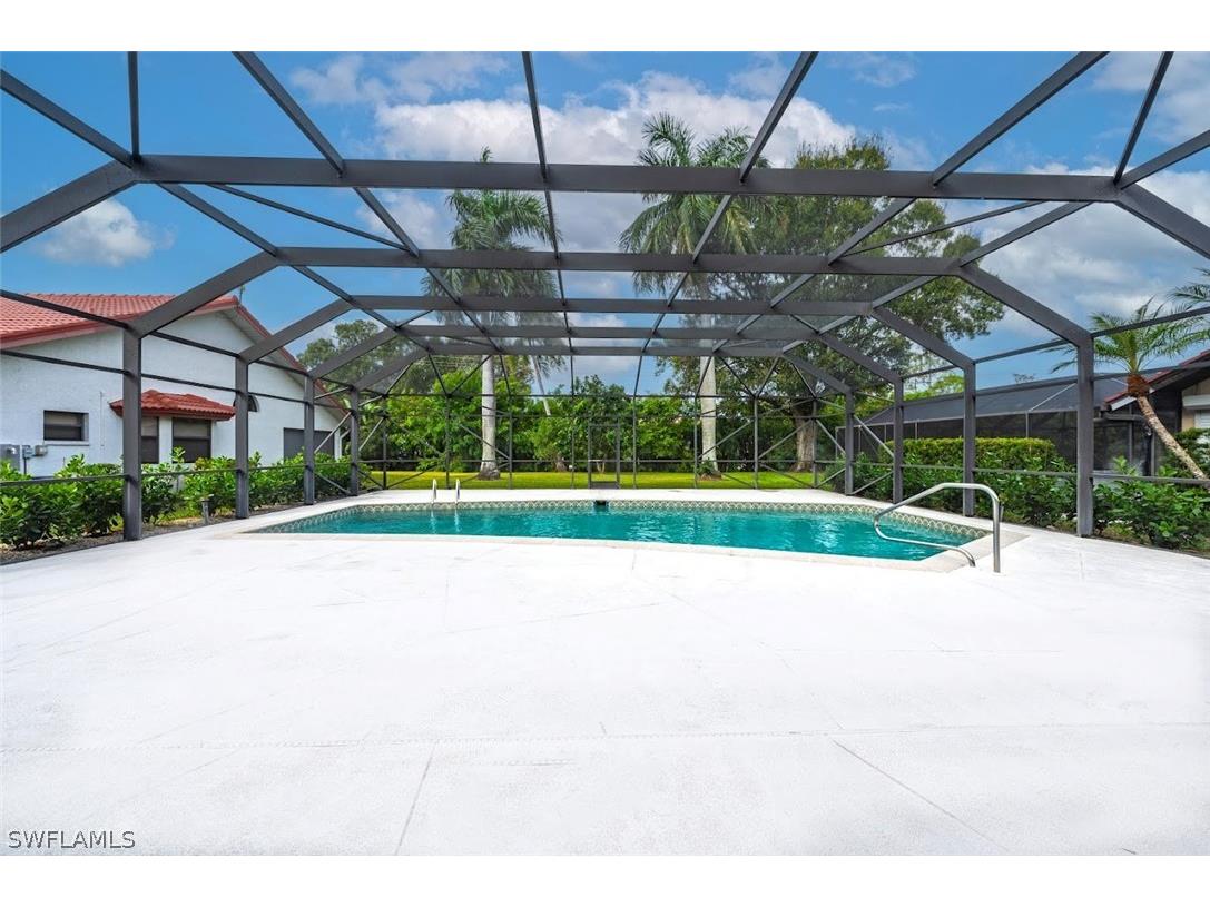 581 Country Walk Court Naples FL 34104 226005867 image27