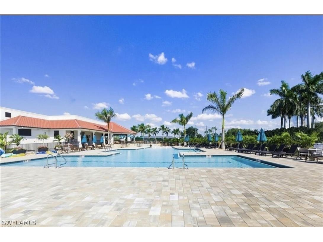 581 Country Walk Court Naples FL 34104 226005867 image33