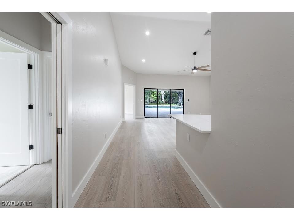 581 Country Walk Court Naples FL 34104 226005867 image4